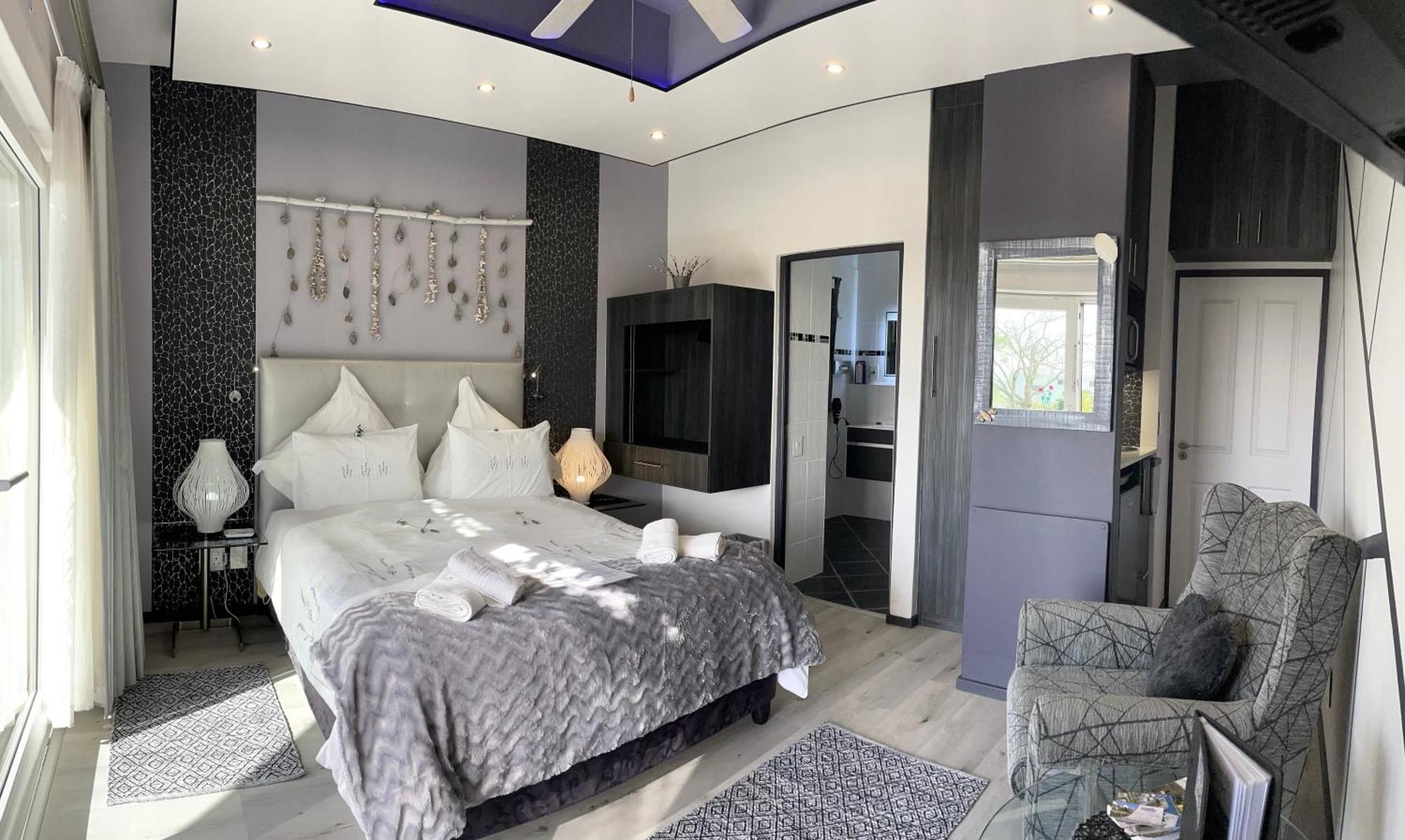 פטרנוסטר Farr Out Guest House מראה חיצוני תמונה